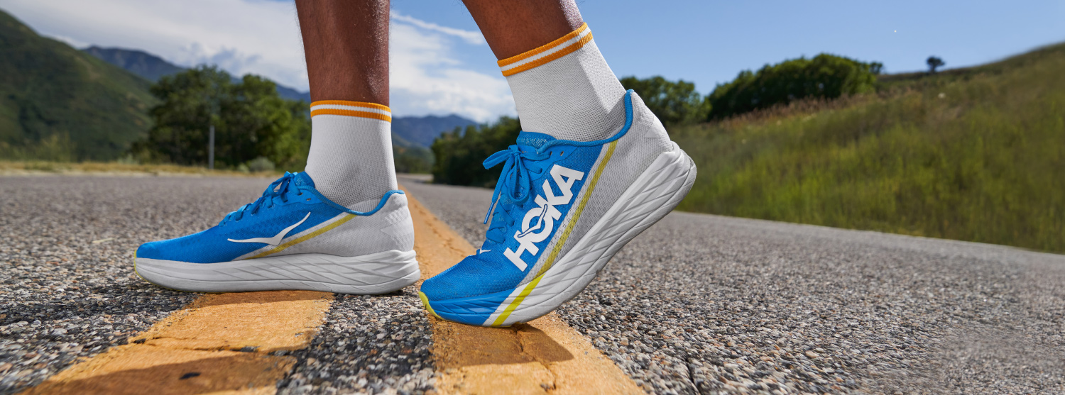 Скидка 20% на кроссовки Hoka
