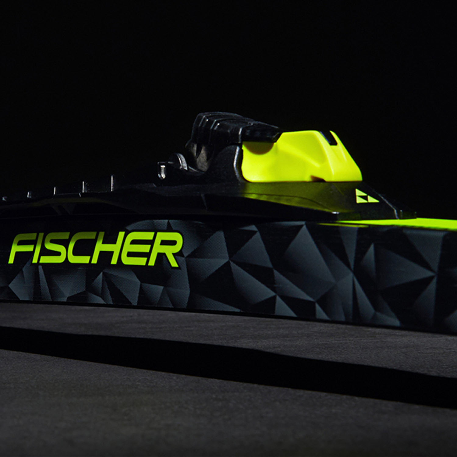 Беговые лыжи FISCHER Speedmax Helium Skate Plus Medium P5-0 – купить по ...