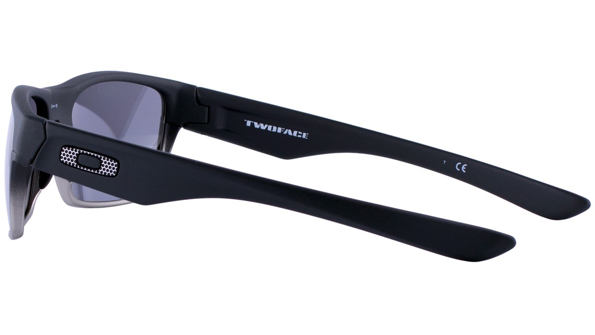 Очки солнцезащитные Oakley Twoface Matte Black-Chrome Iridium