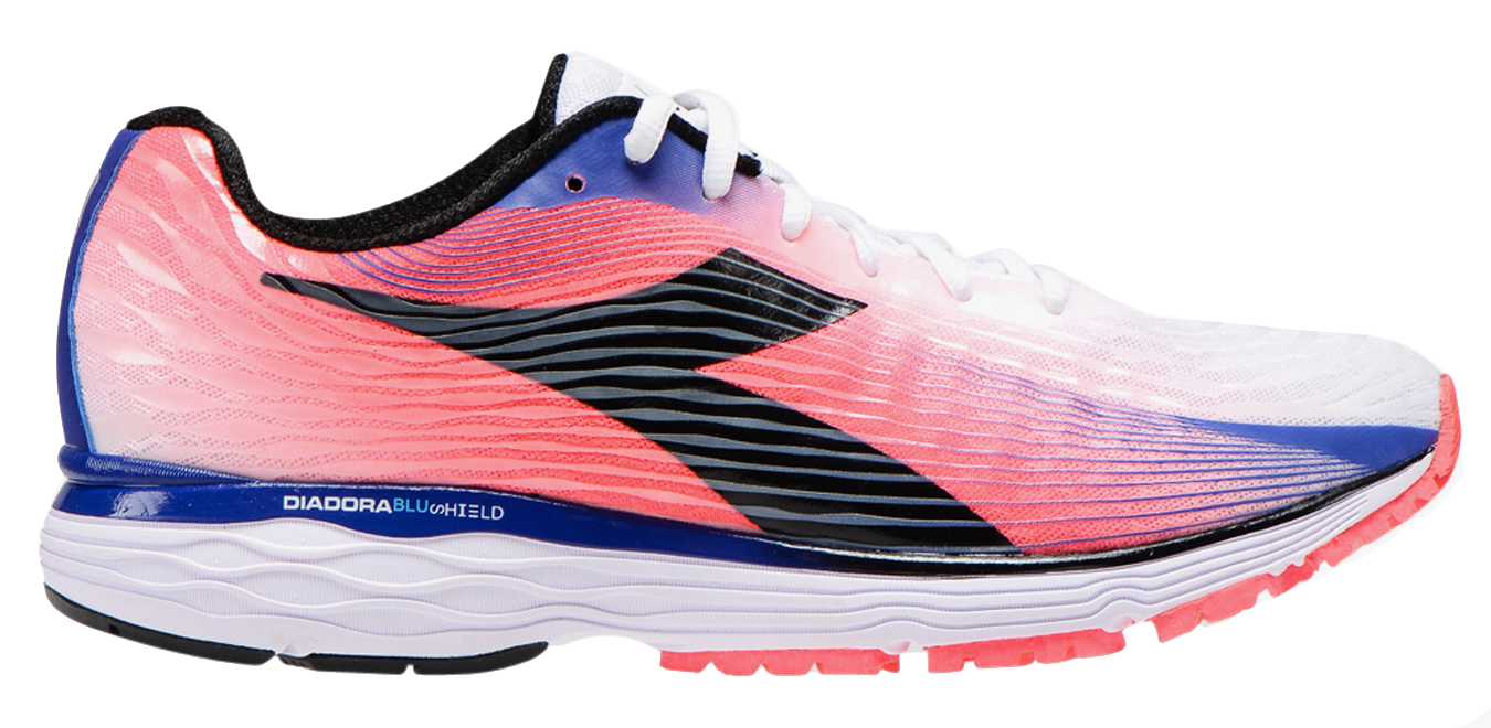 diadora mythos blushield 3