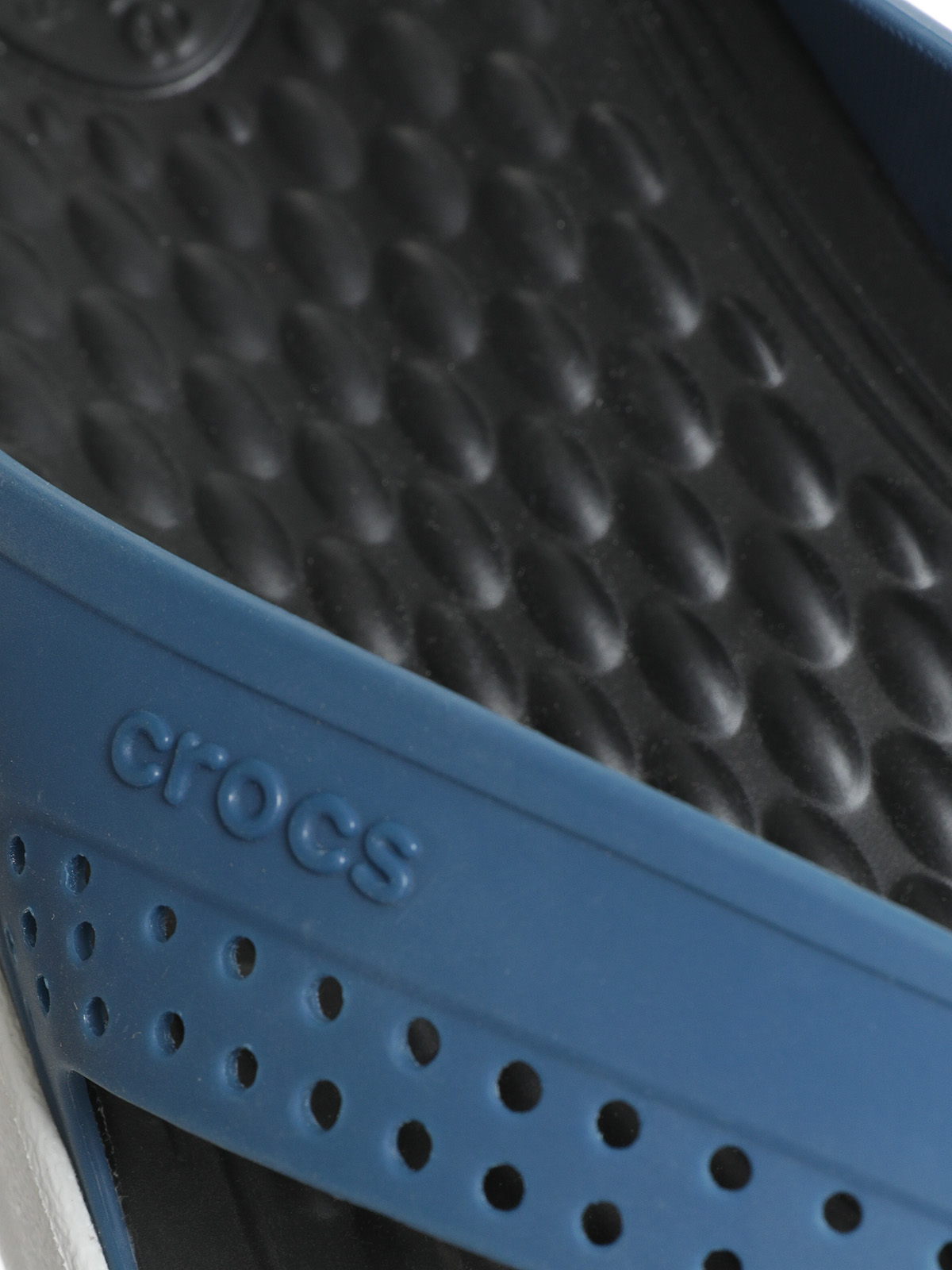 Сланцы Crocs LiteRide Flip Vivid Blue/Almost White