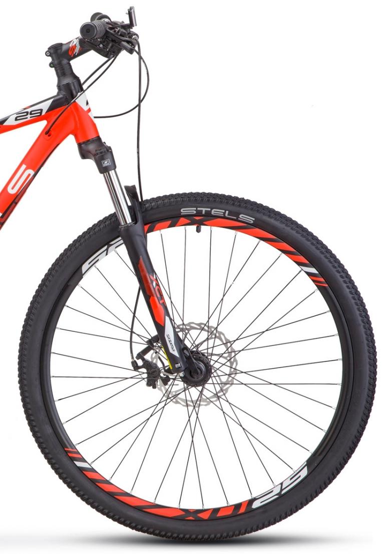 Велосипед Stels Navigator 930 MD 29 V010 2020 Неоновый-красный/Черный