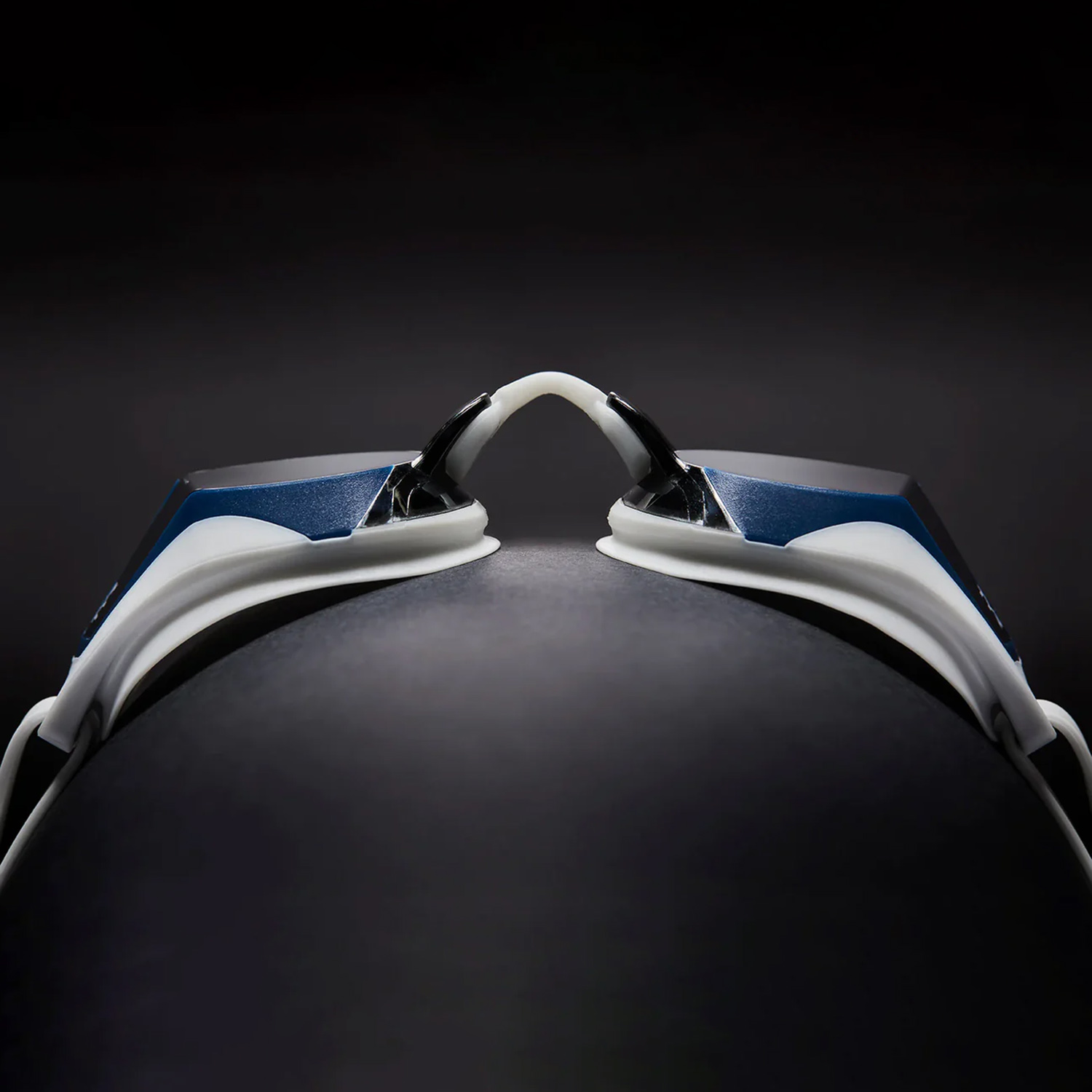 Очки для плавания TYR Stealth-X Mirrored Белый – купить по цене