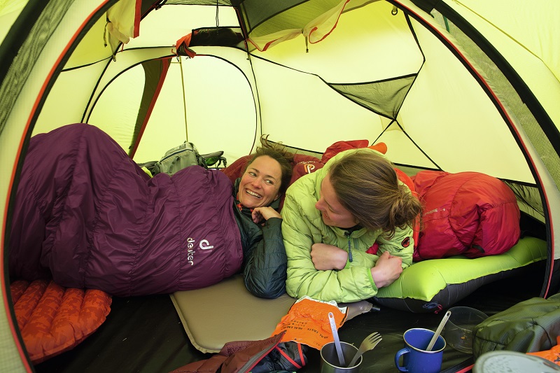 Всесезонные outdoor-наборы. Палатка + спальник + коврик на холодное время года