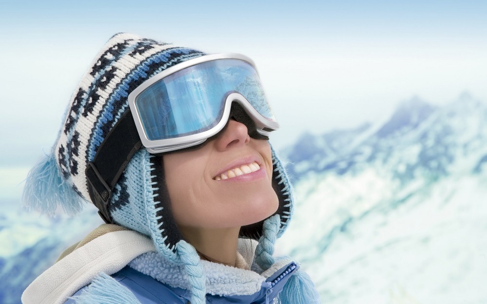 Горнолыжная маска на очки. Как кататься на горных лыжах и сноуборде людям, носящим очки?
