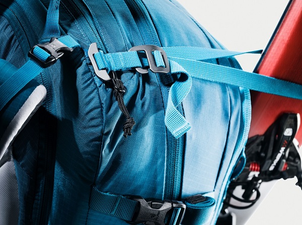 Зачем нужен рюкзак для фрирайда и скитура? Обзор новых рюкзаков Deuter Freerider и Rise от профессионального гида