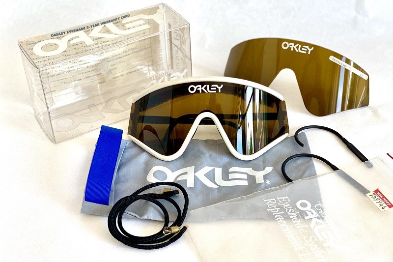 Солнцезащитные очки Oakley®. История бренда и обзор коллекции сезона 2021