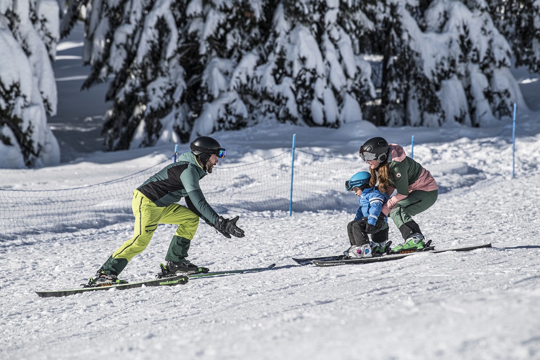 Горные лыжи для детей. Как правильно учить кататься? Как правильно выбирать снаряжение?
