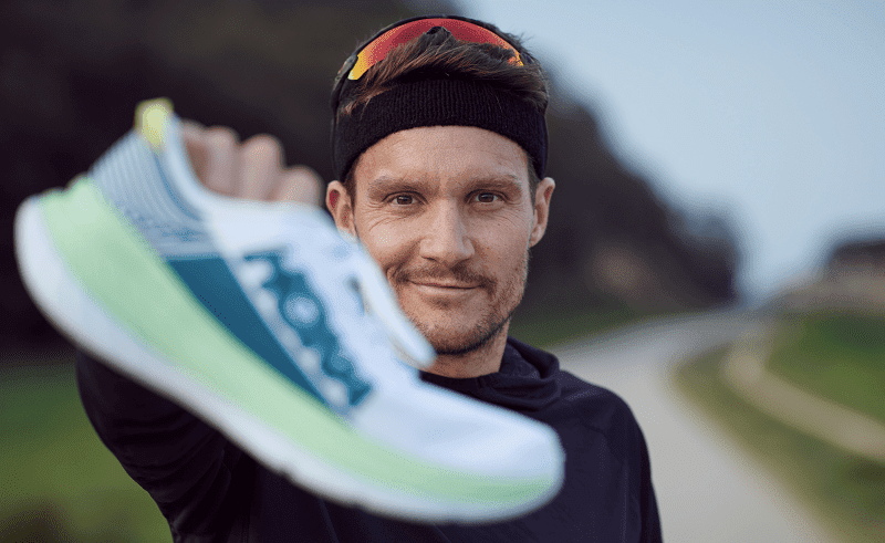 Asics hoka on sale one one