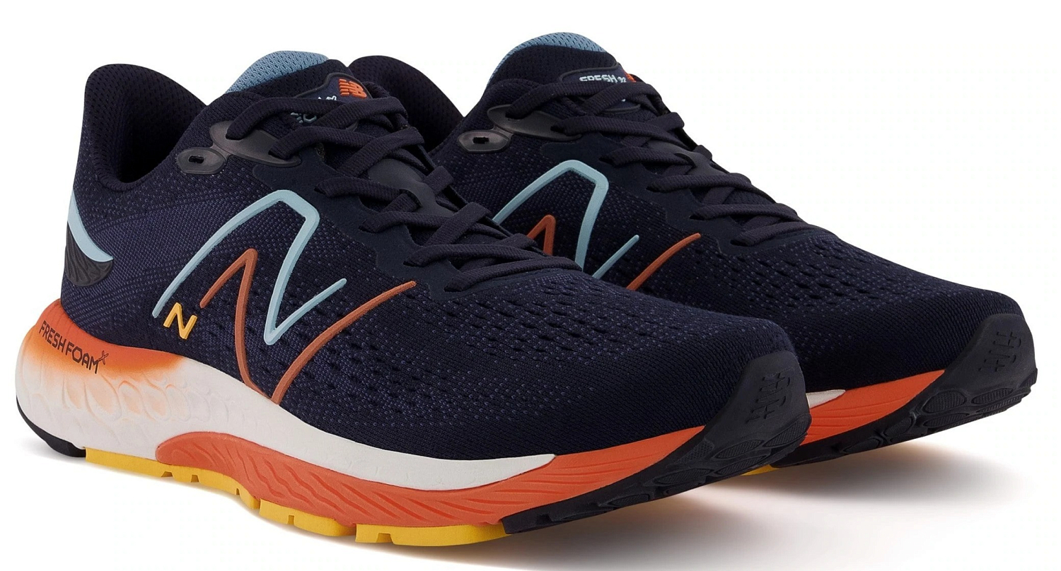 Беговые кроссовки New Balance 880 Eclipse