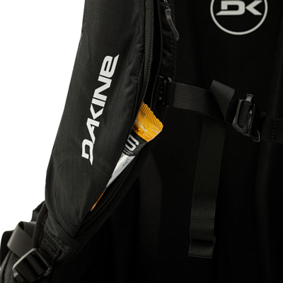 Рюкзак Dakine Poacher 22L Black