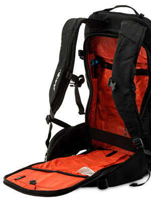Рюкзак Dakine Poacher 22L Black