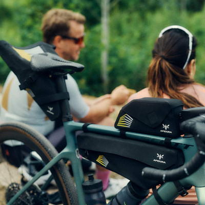 Сумка на раму Apidura Racing Top Tube 1L