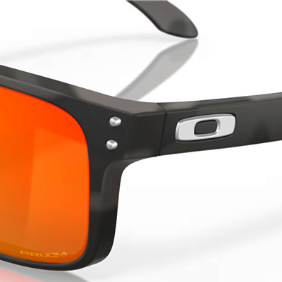 Очки солнцезащитные Oakley Holbrook Black/Prizm Ruby