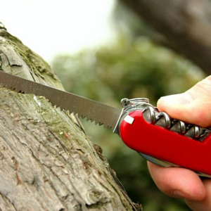 Нож Victorinox Huntsman 91 мм, 15 функций красный