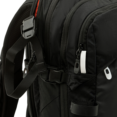 Рюкзак Dakine Poacher 22L Black