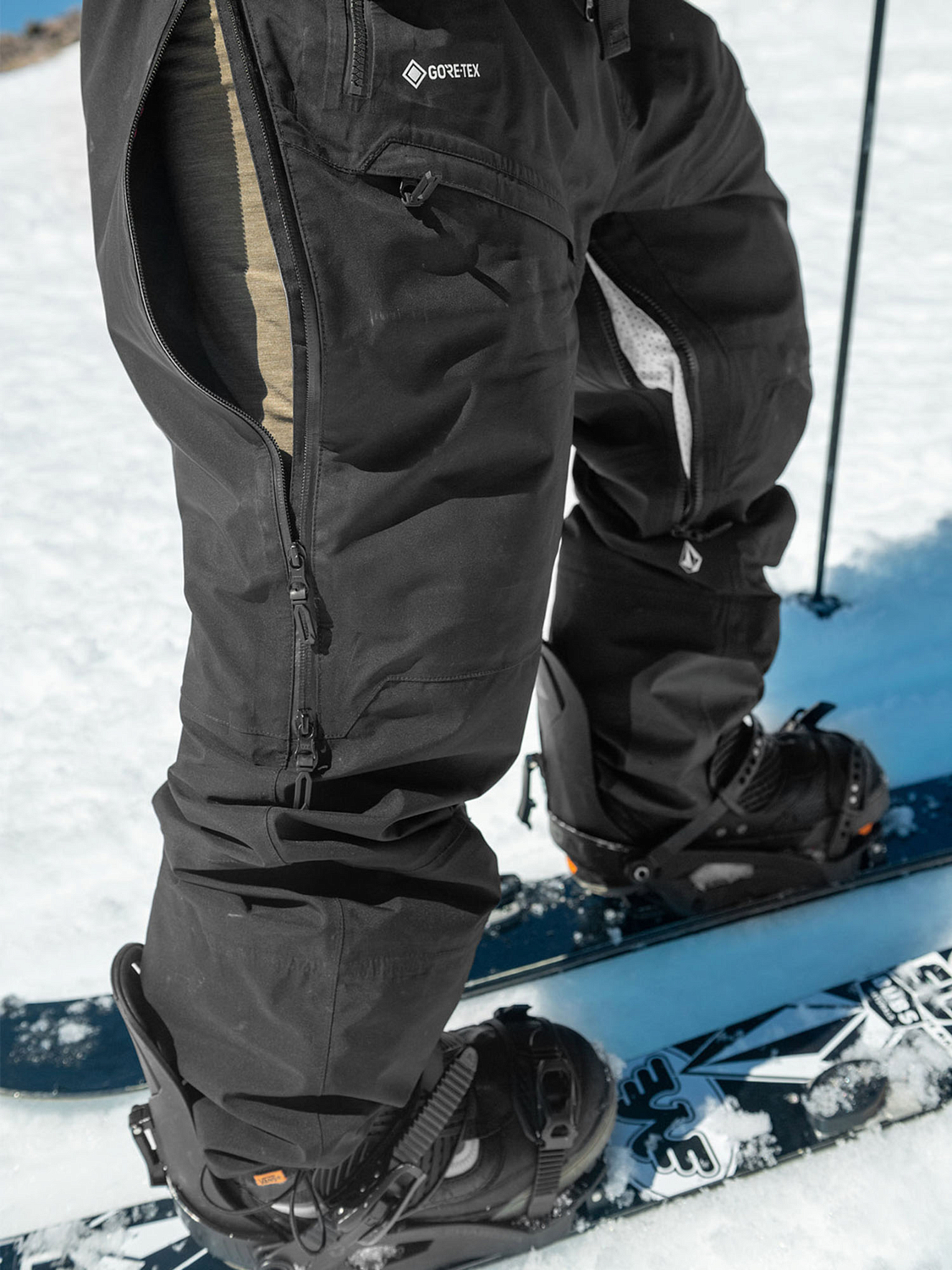 Полукомбинезон сноубордический Volcom 3L Gore-Tex Bib Overhauler Black