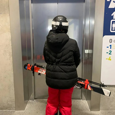 Приспособление для переноски лыж и лыжных палок SKI-N-GO 96-130 Red