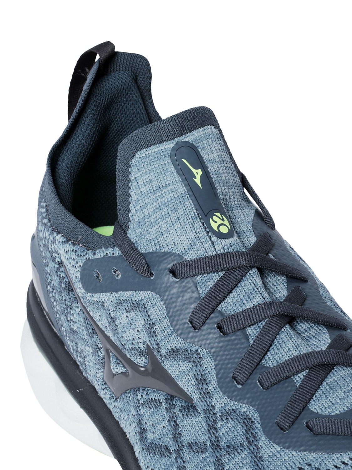 Mizuno wave sky 2 black hotsell