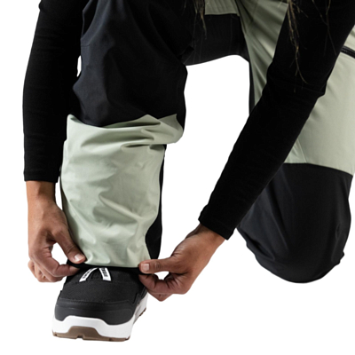 Полукомбинезон сноубордический Jones Mountain Surf Bib W Sage Green