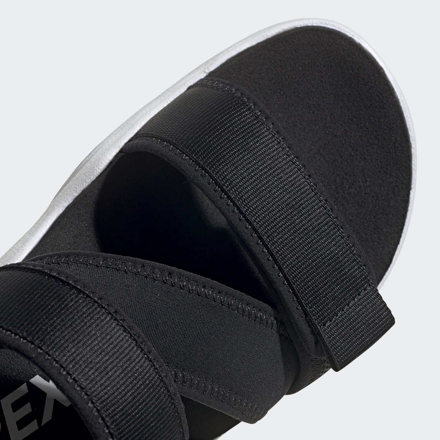 Сандалии Adidas Terrex Sumra Core Black