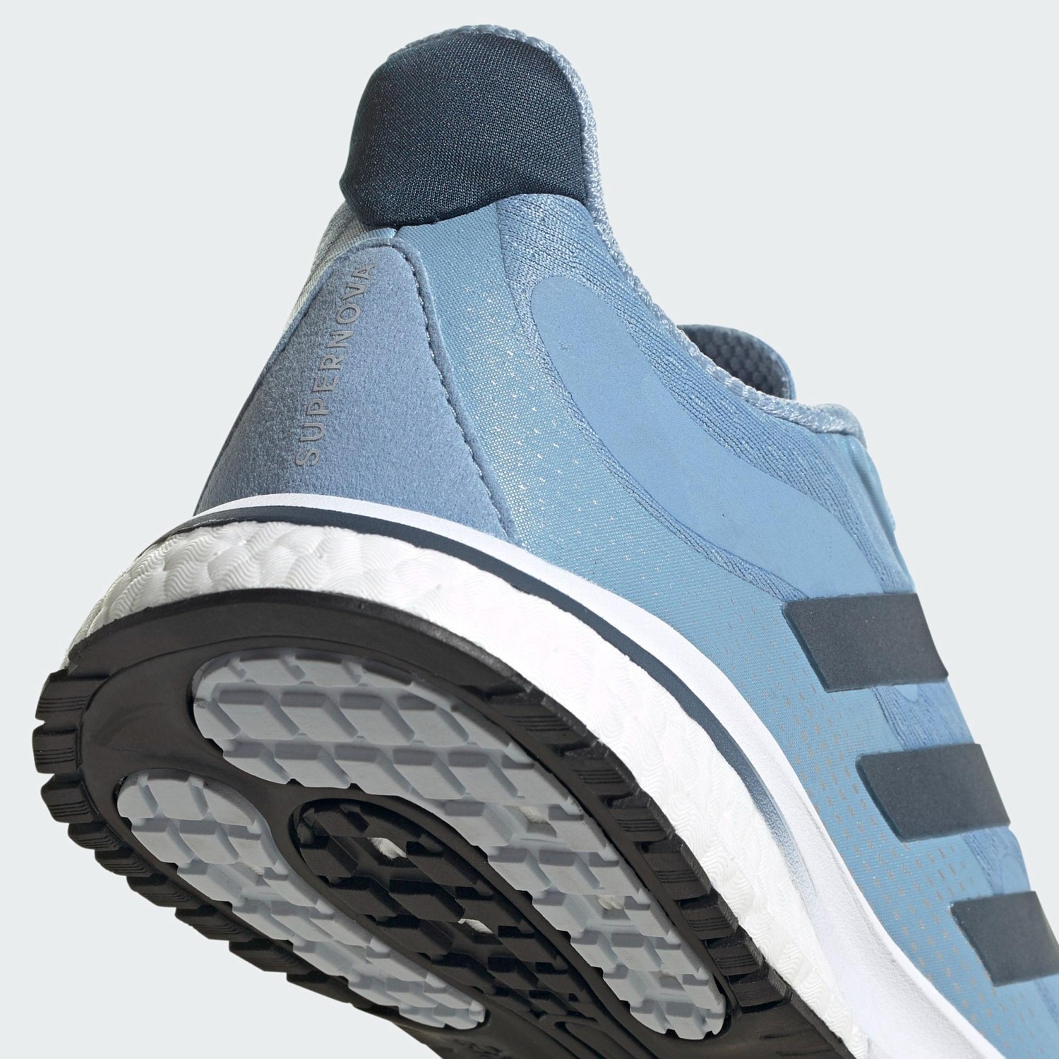 Беговые кроссовки Adidas Supernova C.Rdy W Ambient Sky