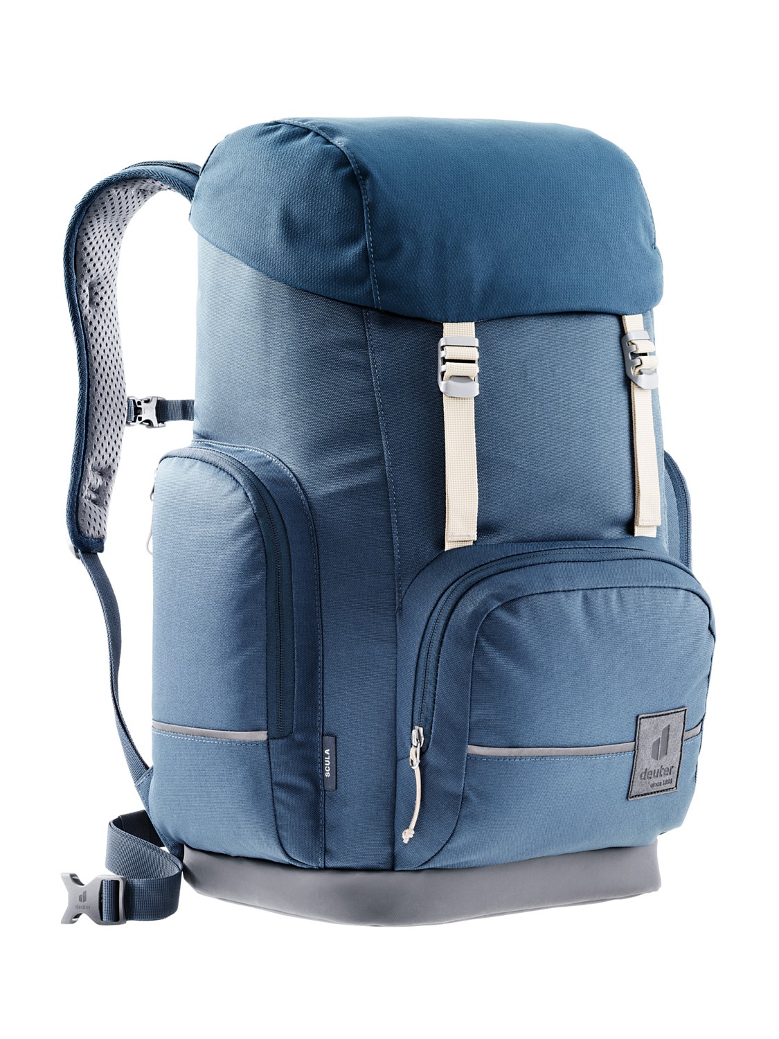 Deuter small hotsell backpack